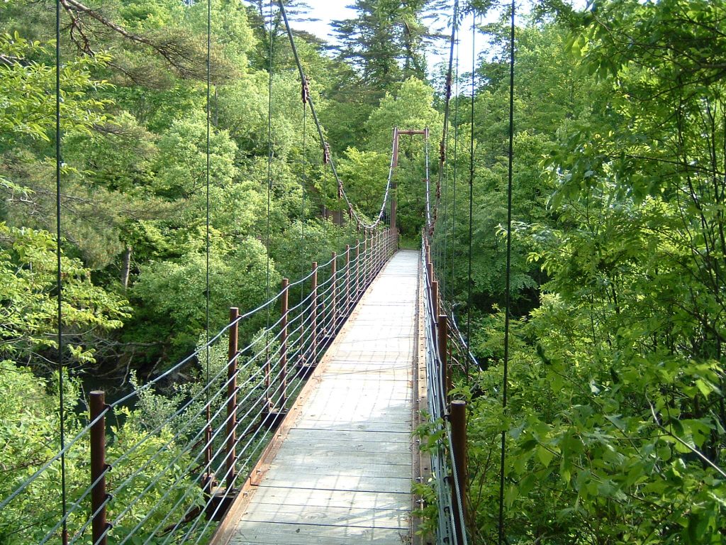 桧原湖畔探勝路