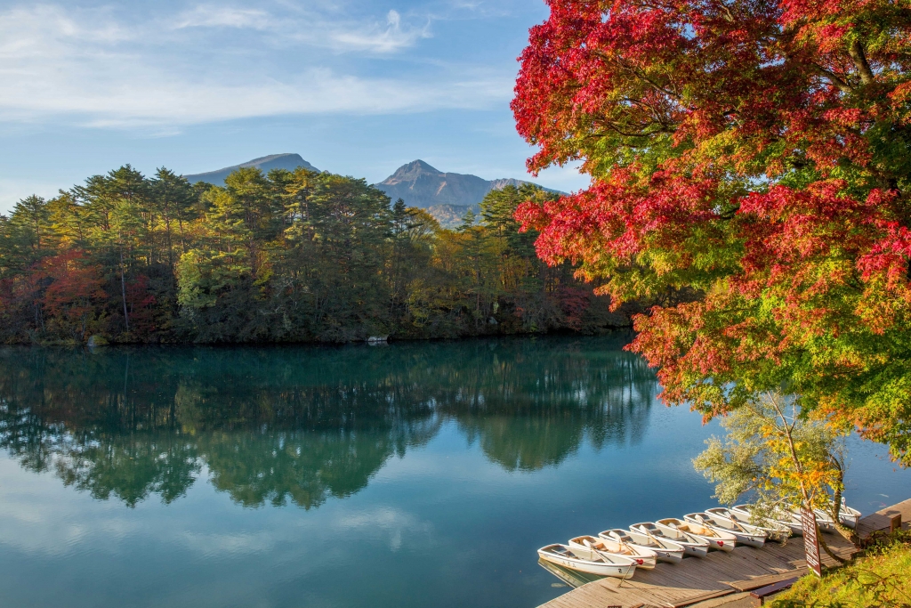 ここはどこ 紅葉クイズ 裏磐梯観光協会